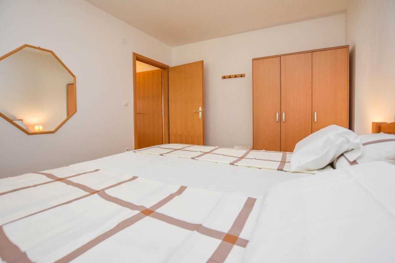 Apartments Dandelion Биоград на Мору Екстериор снимка
