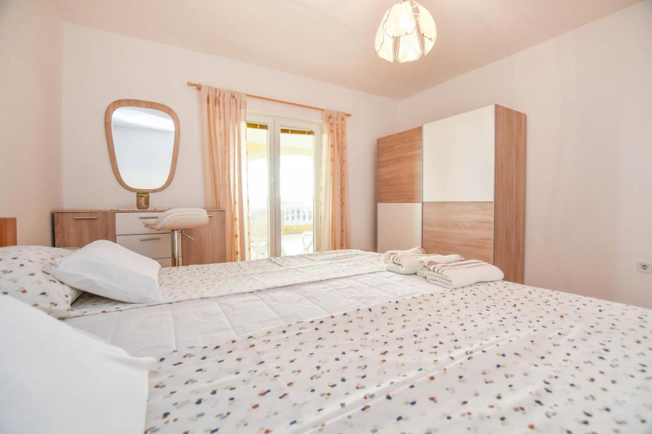 Apartments Dandelion Биоград на Мору Екстериор снимка