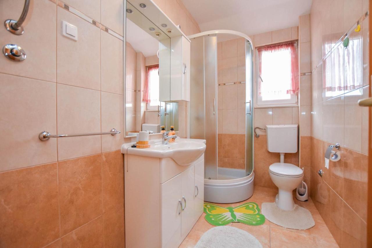 Apartments Dandelion Биоград на Мору Екстериор снимка